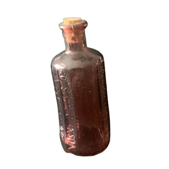 Vintage Alancasters Indian Vegetable Jaundice Bitters Minature Bottle With Cork - Picture 3 of 10